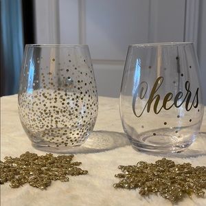 Beautiful Cheers 2 pack glass tumbler 🍾🎄🎁♥️